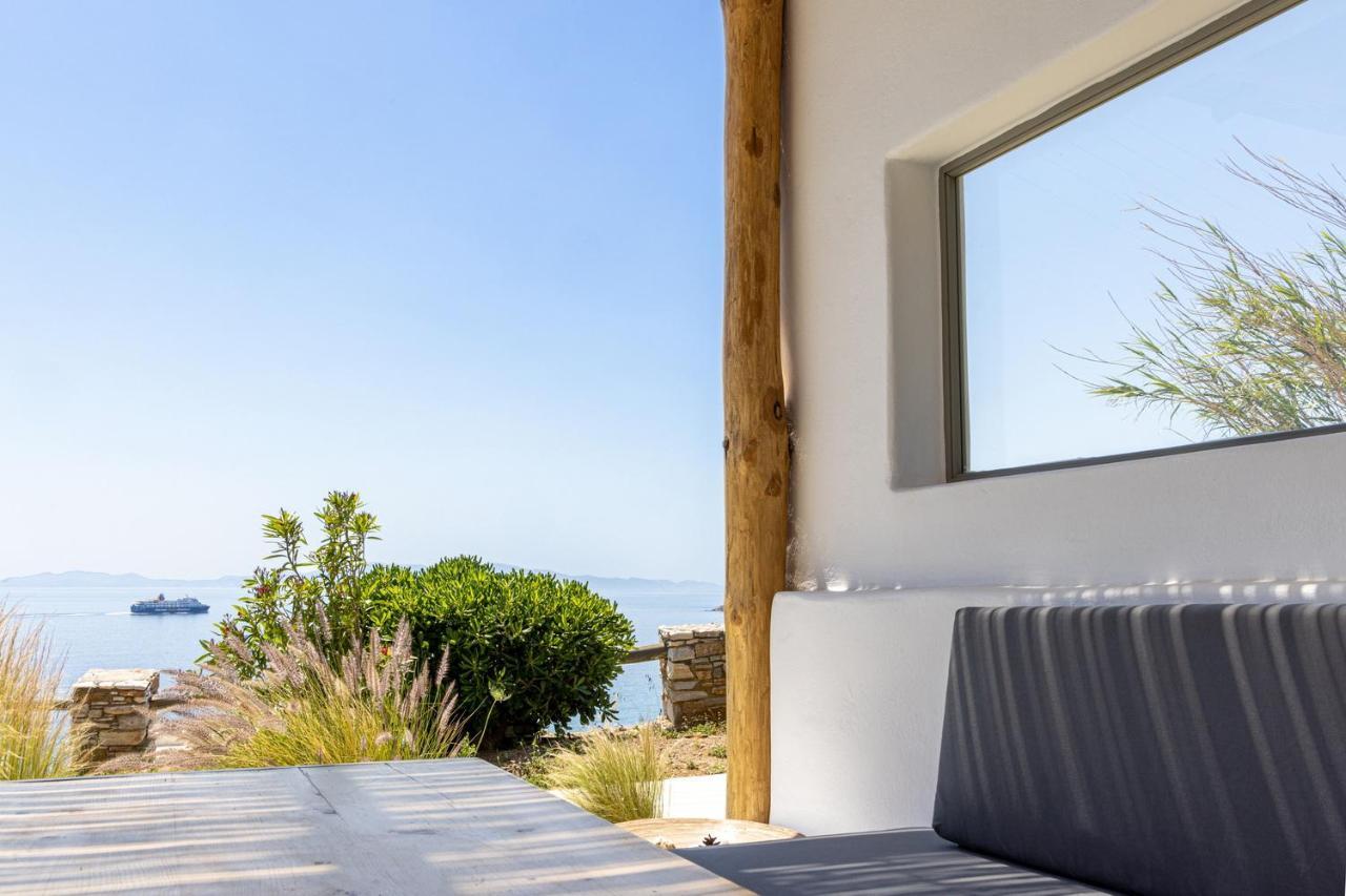 Big Blue Suites & Apartments Kionia Dış mekan fotoğraf
