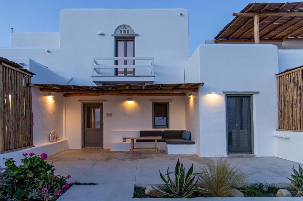 Big Blue Suites & Apartments Kionia Dış mekan fotoğraf