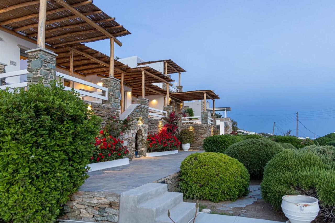 Big Blue Suites & Apartments Kionia Dış mekan fotoğraf