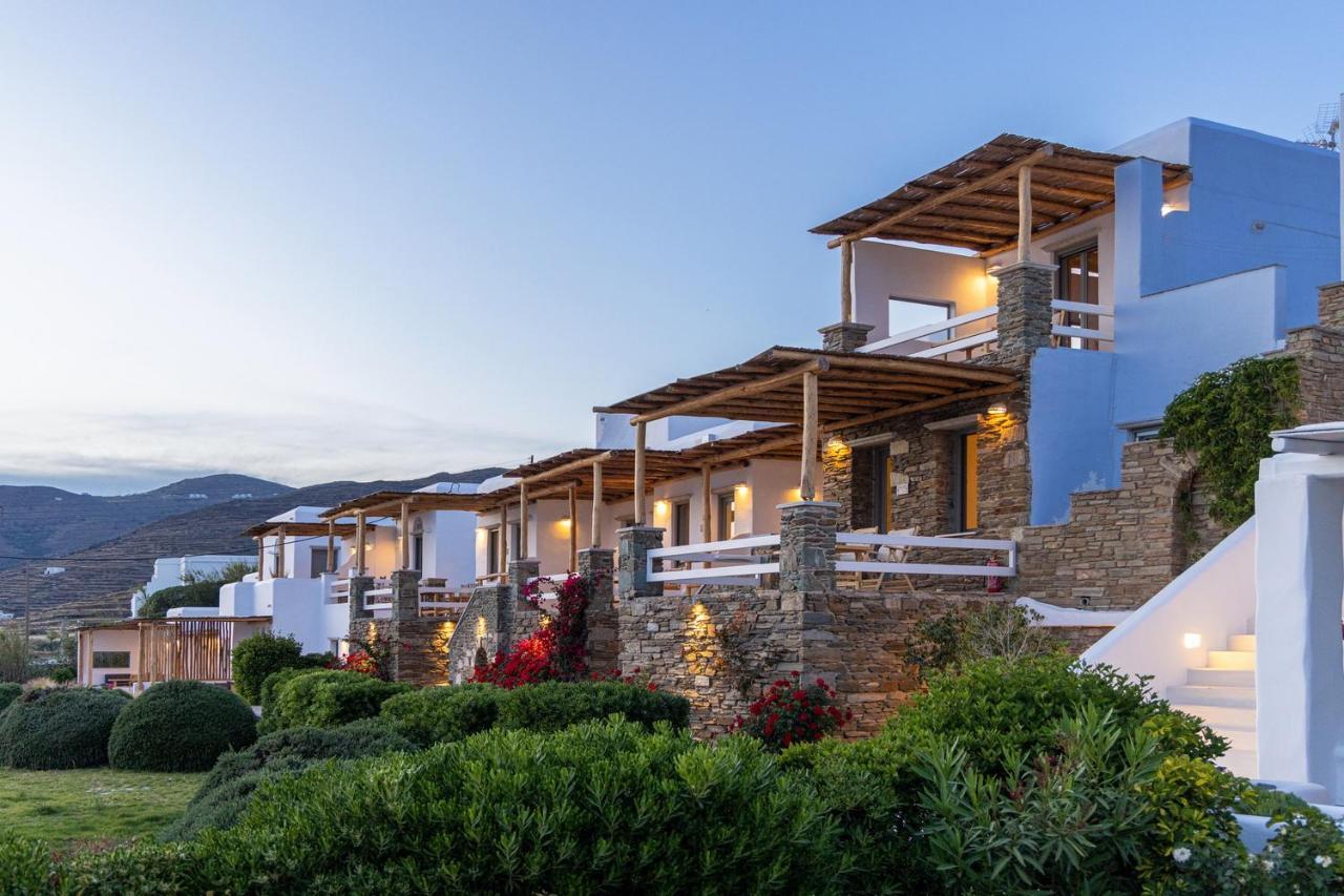 Big Blue Suites & Apartments Kionia Dış mekan fotoğraf