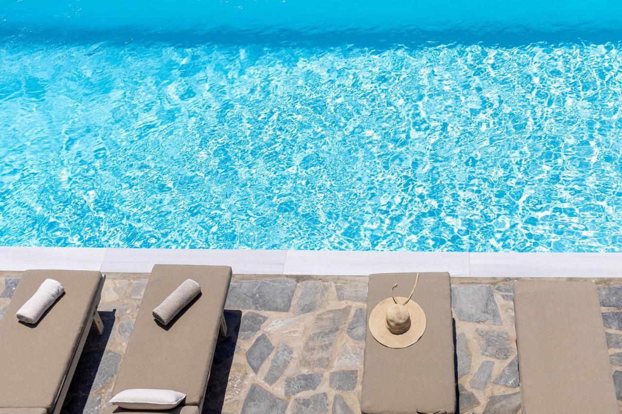 Big Blue Suites & Apartments Kionia Dış mekan fotoğraf
