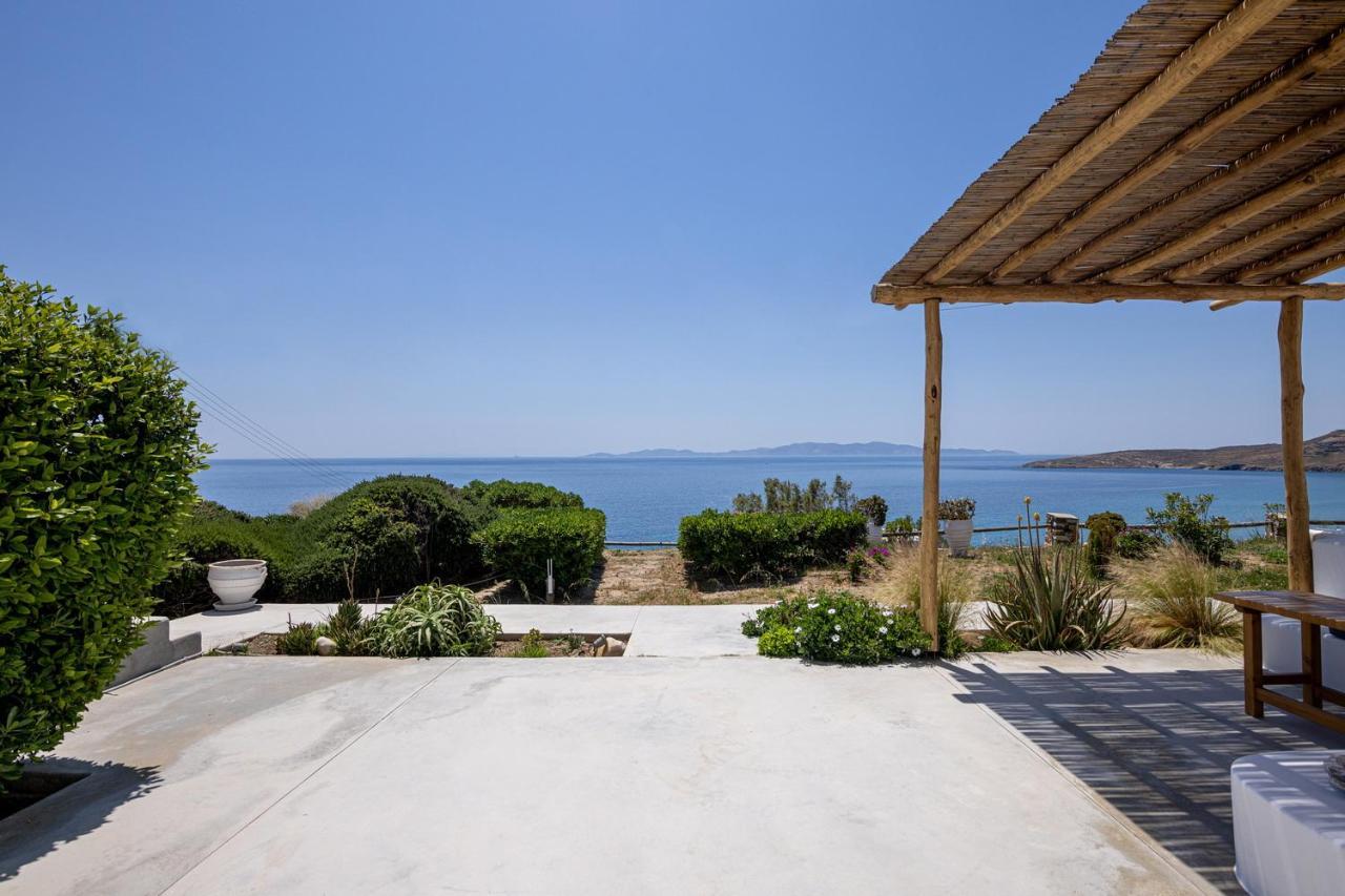 Big Blue Suites & Apartments Kionia Dış mekan fotoğraf