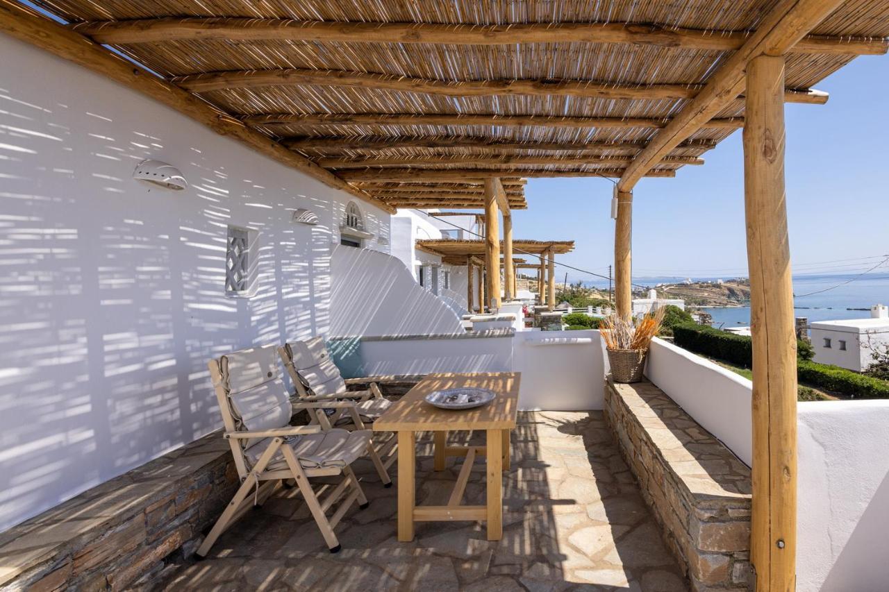 Big Blue Suites & Apartments Kionia Dış mekan fotoğraf