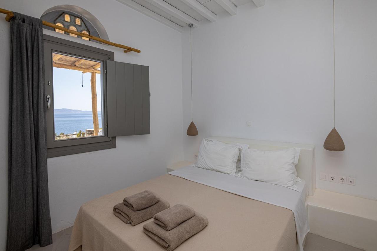 Big Blue Suites & Apartments Kionia Dış mekan fotoğraf