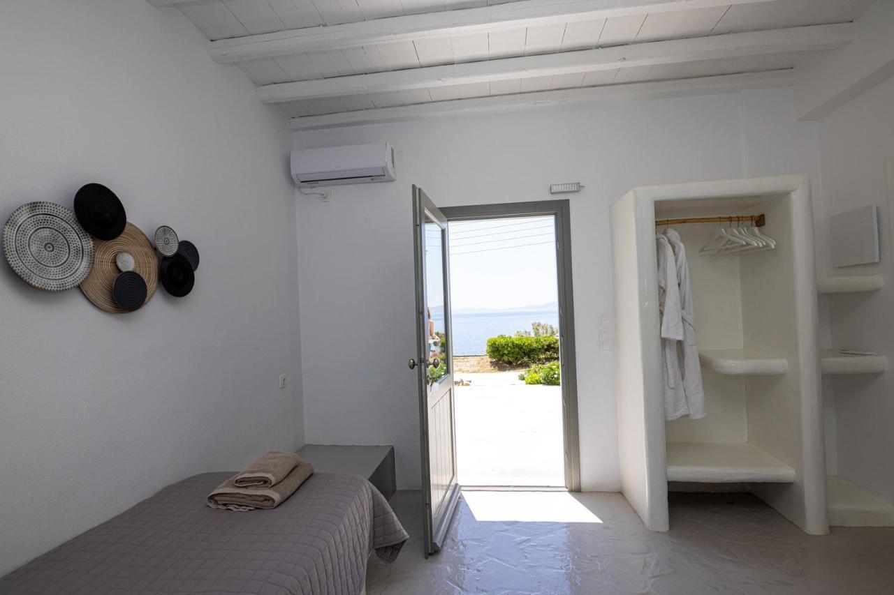 Big Blue Suites & Apartments Kionia Dış mekan fotoğraf