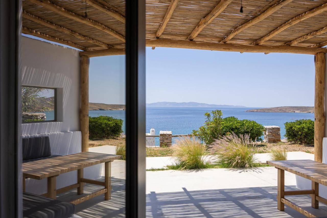 Big Blue Suites & Apartments Kionia Dış mekan fotoğraf