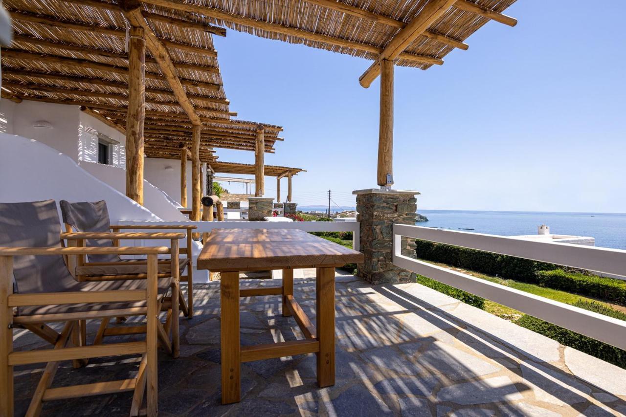 Big Blue Suites & Apartments Kionia Dış mekan fotoğraf